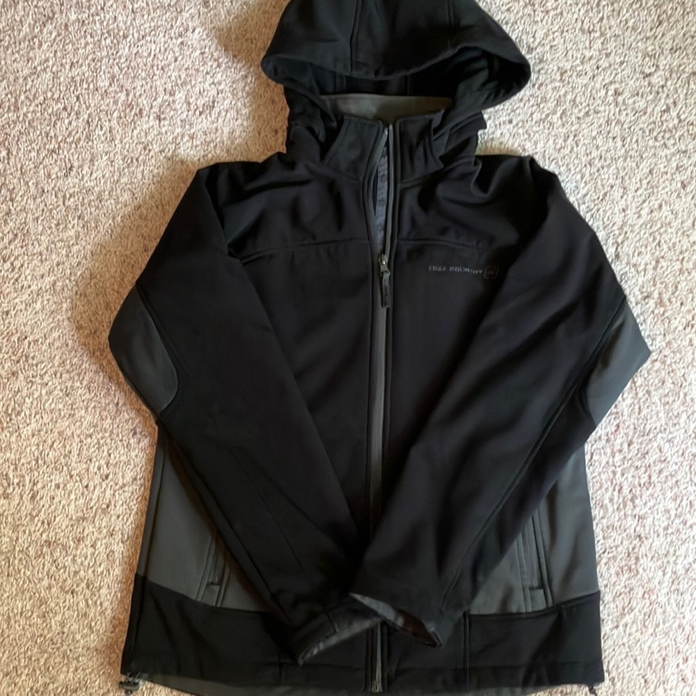 Free Country Women’s soft shell jacket